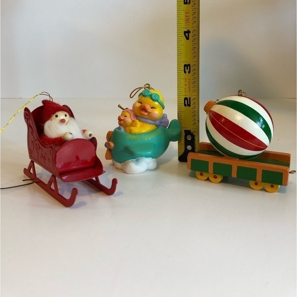 Vintage Avon Ornaments - Picture 4 of 6